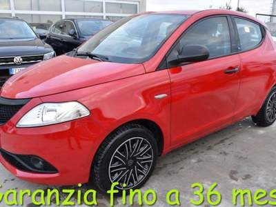 Lancia Ypsilon 1.2 69 CV 5 porte GPL Ecochic Elefantino Blu Rosso usata San Vito dei Normanni