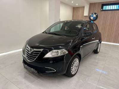 Lancia Ypsilon 1.3 MJT 16V 95 CV 5 porte S&S Gold Nero usata San Sebastiano al Vesuvio