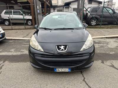 Peugeot 207 PEUGEOT 207 1.4 8V 75CV 3P ENERGIE Nero usata Torino