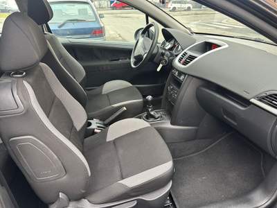 Peugeot 207 PEUGEOT 207 1.4 8V 75CV 3P ENERGIE Nero usata Torino