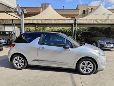 DS Automobiles DS 3 1.2 VTi 82 So Chic Argento usata Scorrano