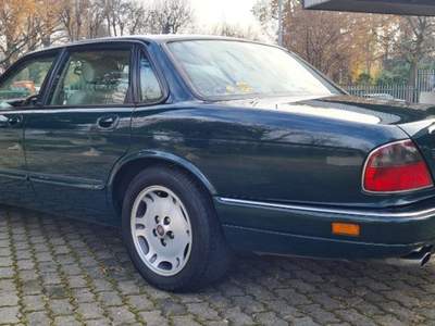 Jaguar XJ 3.2S cat  ASI Verde usata Castelnuovo Rangone