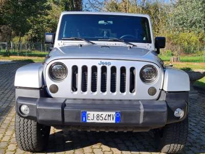 Jeep Wrangler 2.8 CRD DPF Sahara Auto Grigio usata Castelnuovo Rangone