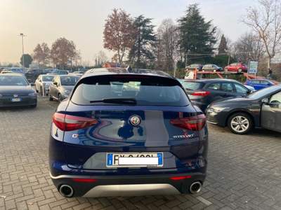 Alfa Romeo Stelvio 2.2 Turbodiesel 190 CV AT8 Q4 Business Blu/Azzurro usata Treviso
