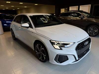 Audi A3 SPB 35 TFSI S tronic S line edition Bianco usata TORINO
