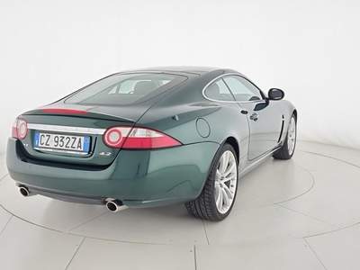 Jaguar XK XK8 4.2 V8 Coupé iscritta ASI Verde usata Reggio nell'Emilia