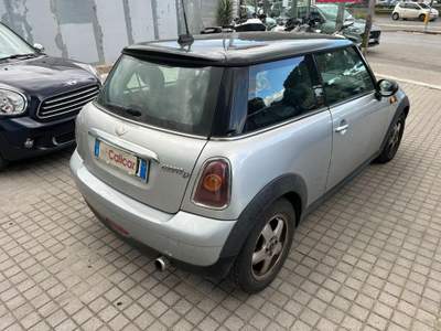 MINI Cooper 1.6 16V Cooper D Grigio usata ALTAVILLA MILICIA