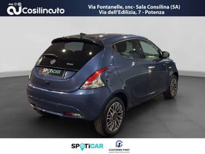 Lancia Ypsilon 1.0 FireFly 5 porte S&S Hybrid Gold Plus 2023 Blu/Azzurro usata Sala Consilina