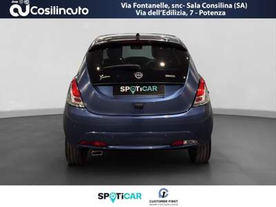 Lancia Ypsilon 1.0 FireFly 5 porte S&S Hybrid Gold Plus 2023 Blu/Azzurro usata Sala Consilina