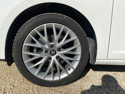 Seat Leon seat leon sportourer ST Bianco usata Francavilla Fontana