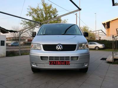 Volkswagen Transporter VW T5 2.5 Tdi 131cv 9Posti Caravelle Klima G.Train Argento usata Manerbio