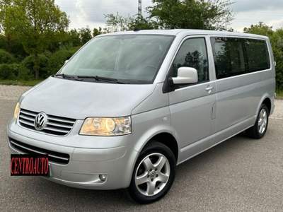 Volkswagen Transporter VW T5 2.5 Tdi 131cv 9Posti Caravelle Klima G.Train Argento usata Manerbio