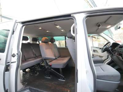 Volkswagen Transporter VW T5 2.0 TDI 110cv 7posti Euro5 Caravelle Klima Grigio usata Manerbio