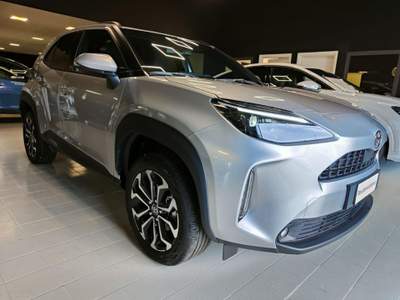 Toyota Yaris Cross 1.5 Hybrid 130 CV 5p.E-CVT Trend km0 Argento usata TORINO