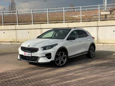 Kia XCeed 1.6 CRDi 136 CV DCT Evolution-Tetto- Motor 13000km Bianco usata Reggio nell'Emilia