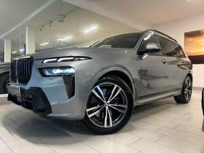 BMW X7 xDrive40d 48V Msport Pro 340cv + 21"/Tetto/FULL!! Grigio usata Rovereto