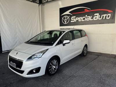 Peugeot 5008 cil. 2.0 HDi 163CV comandi Disabili Bianco usata Giugliano in Campania