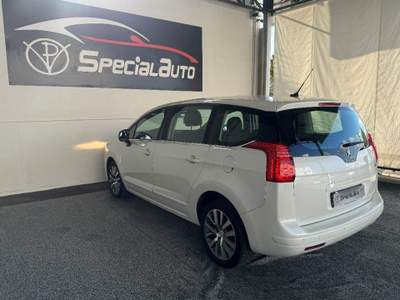 Peugeot 5008 cil. 2.0 HDi 163CV comandi Disabili Bianco usata Giugliano in Campania