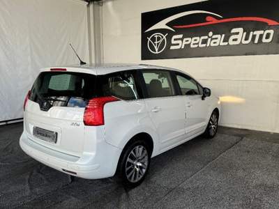 Peugeot 5008 cil. 2.0 HDi 163CV comandi Disabili Bianco usata Giugliano in Campania