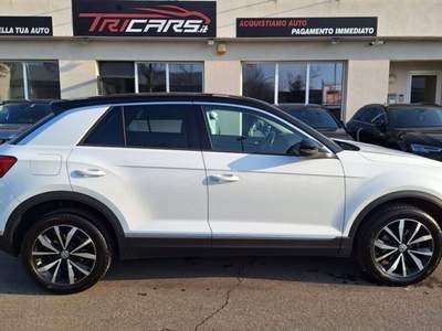 Volkswagen T-Roc 1.0 TSI 115 CV Style BMT PERMUTE Bianco usata Parma