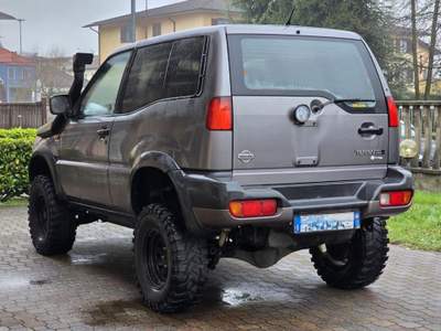 Nissan Terrano II 2.7 i TDi dr 125 CV N1 Nero usata Cava Manara