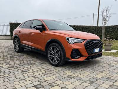 Audi Q3 SPB 35 TDI 150 CV S Tronic S-Line Identity Black Arancione usata Cava Manara