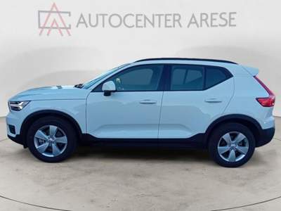 Volvo XC40 D3 AWD Geartronic Business Bianco usata CARONNO PERTUSELLA