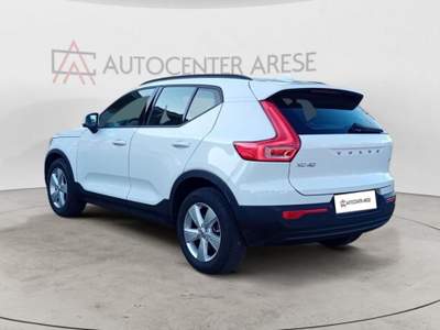 Volvo XC40 D3 AWD Geartronic Business Bianco usata CARONNO PERTUSELLA