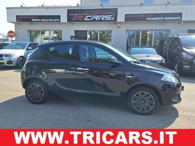 Lancia Ypsilon 1.0 FireFly Hybrid Oro PERMUTE NEOPATENTATI Nero usata Parma