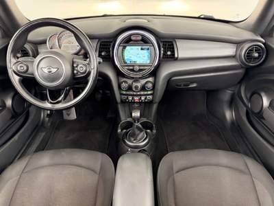 MINI Cooper 1.5 Cooper Cabrio Beige usata Parma