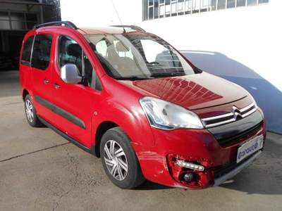 Citroen Berlingo Multispace BlueHDi 100 XTR FINAZ Rosso usata Carignano