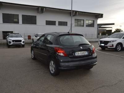Peugeot 207 1.4 8V 75CV 5p. Millesim 200 ( NO GARANZIA ) Nero usata Fondi