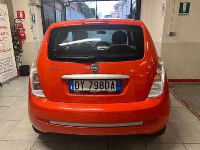 Lancia Ypsilon 1.3 MJT 75 CV Argento Arancione usata Collegno