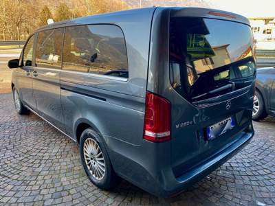Mercedes-Benz Classe V d Automatic 4Matic Premium Extralong IVA COMPRESA Grigio usata Costa Volpino