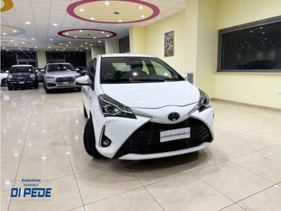 Toyota Yaris 1.5 Hybrid 5 porte Business Bianco usata Matera