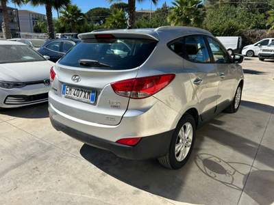 Hyundai ix35 2.0 CRDi 4WD Argento usata Caltagirone