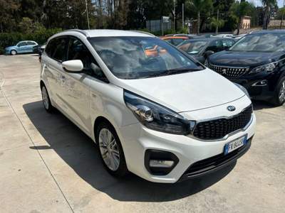 Kia Carens 1.7 CRDi 115 CV Business Class Bianco usata Caltagirone