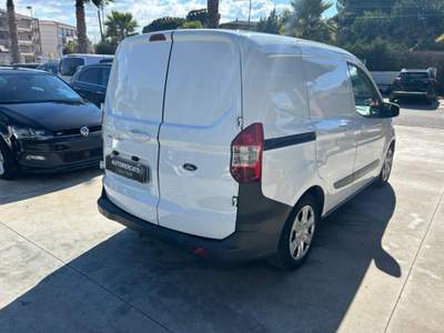 Ford Transit Courier 1.5 TDCi 75CV Isotermico Bianco usata Caltagirone