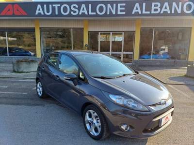 Ford Fiesta 1.2 82 CV 5 porte Titanium PER NEOPATENTATI Grigio usata ALBANO SANT'ALESSANDRO