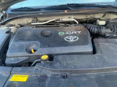 Toyota Avensis 2.2 D-Cat 16V Station Wagon Grigio usata Gussago