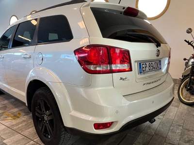 Fiat Freemont 2.0 Multijet 140 CV Lounge  7 POSTI GANCIO TRAINO Bianco usata Borgo San Dalmazzo