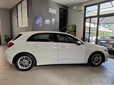 Mercedes-Benz Classe A d Automatic Business Extra Bianco usata Scorrano