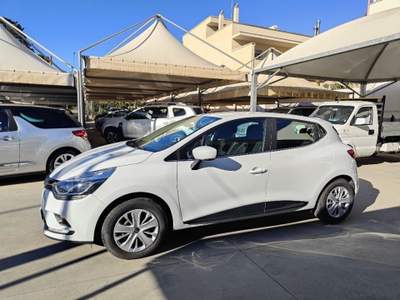 Renault Clio dCi 8V 75CV Energy Zen Bianco usata Scorrano