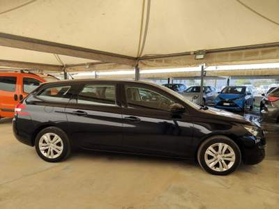 Peugeot 308 SW 1.6 e-HDi 115cv S&S Active Blu/Azzurro usata Scorrano