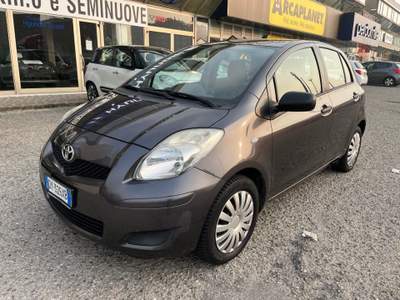Toyota Yaris 1.0 69CV  PER NEOPATENTATO Grigio usata Sassuolo