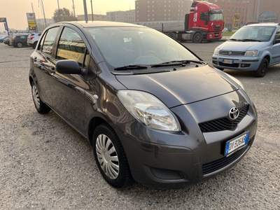 Toyota Yaris 1.0 69CV  PER NEOPATENTATO Grigio usata Sassuolo