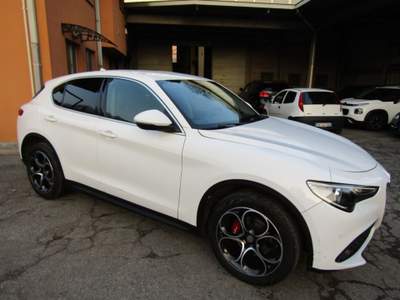 Alfa Romeo Stelvio 2.2 TD Executive AT8 Q4 * 92.000 KM REALI * Bianco usata Lecco