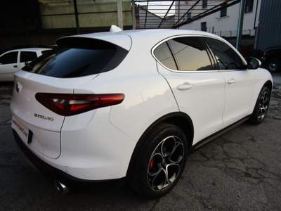 Alfa Romeo Stelvio 2.2 TD Executive AT8 Q4 * 92.000 KM REALI * Bianco usata Lecco