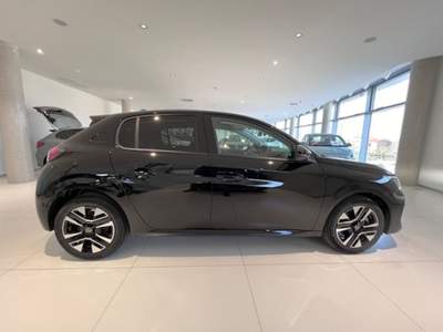 Peugeot 208 ALLURE NEW+VISION NAVI PACK 1.2 100cv S&S Km.0 Nero usata Massanzago