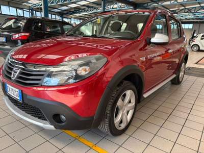 Dacia Sandero Stepway 1.6 8V 85CV Rosso usata Cassino